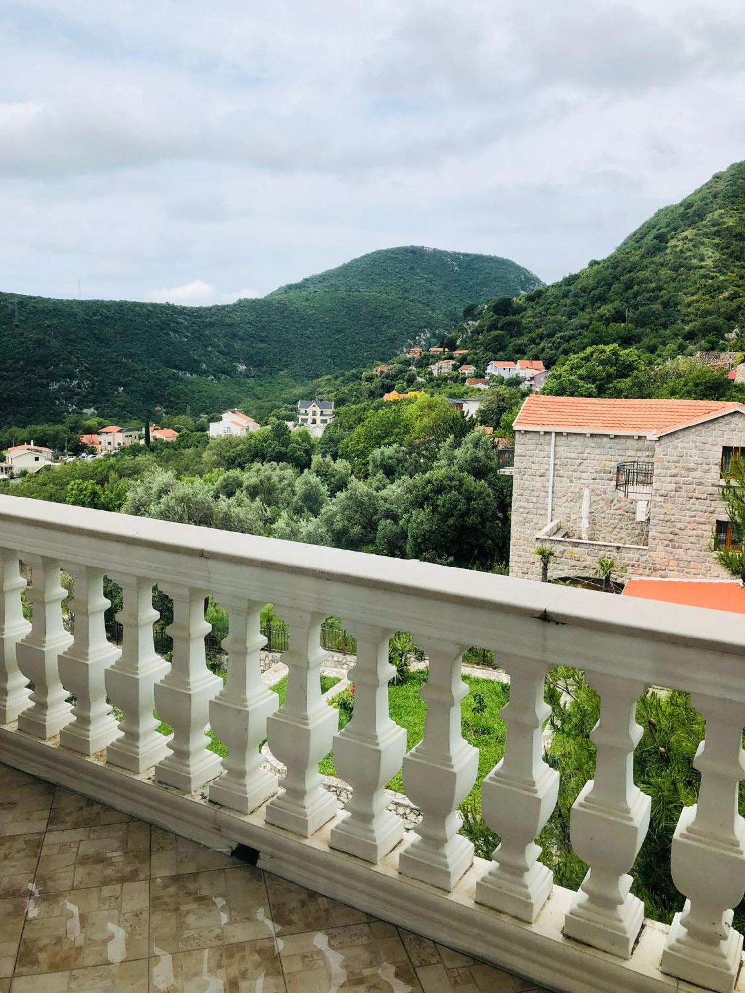Vila Oaza Markovici Budva Exteriör bild